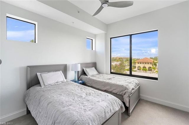 1111 Central AVE 417, Naples, FL 34102