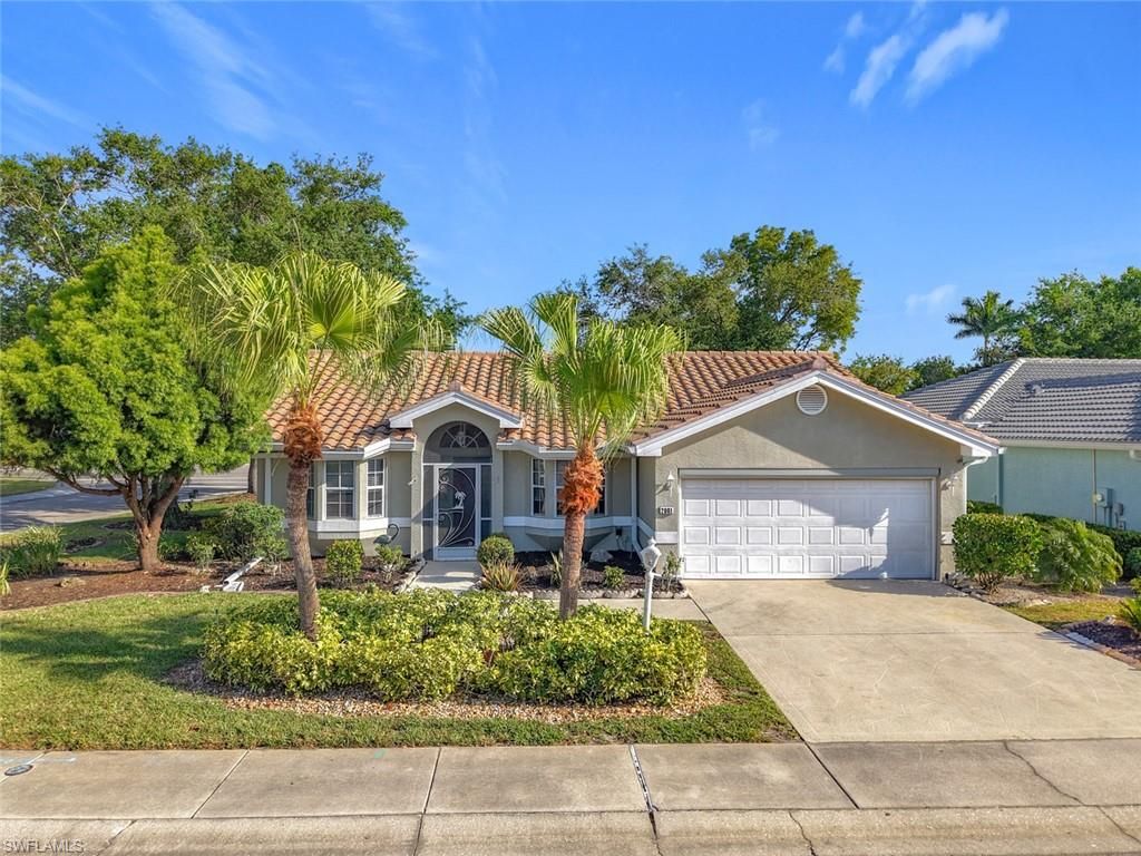 2001 Corona Del Sire DR, NORTH FORT MYERS, FL 33917 — exterior