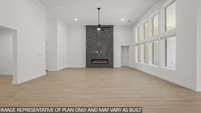 343 Louvenia Court, Pinehurst, TX 77362