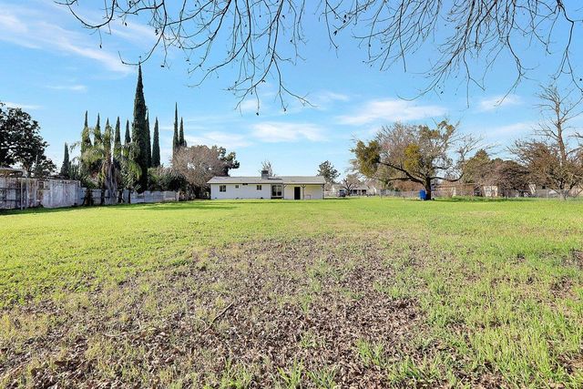 962 Gilstrap Ave, Gridley, CA 95948