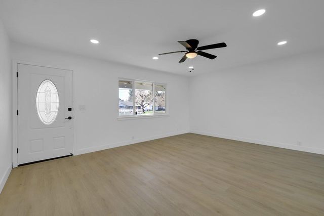 962 Gilstrap Ave, Gridley, CA 95948