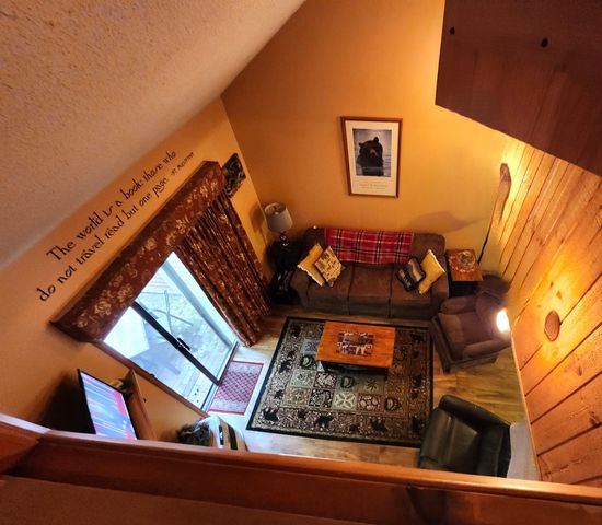 12 Streamside Rd Unit 7, Campton, NH 03223