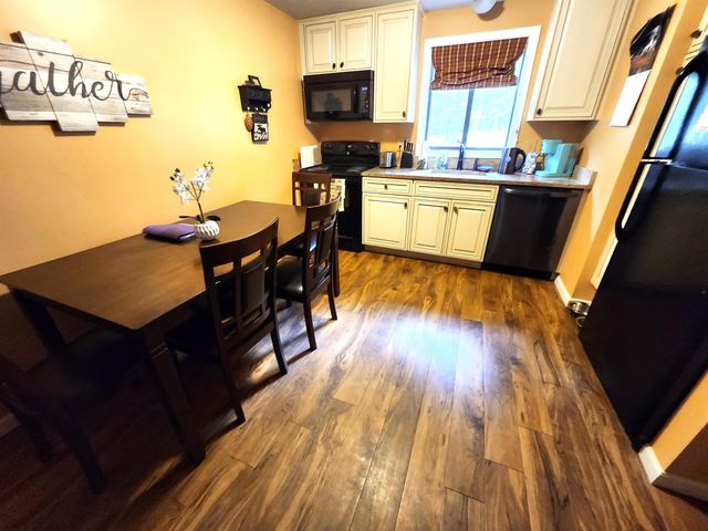 12 Streamside Rd Unit 7, Campton, NH 03223