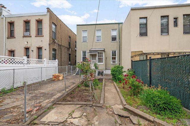 1622 Norman Street, Ridgewood, NY 11385