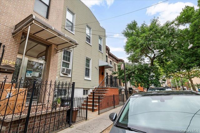 1622 Norman Street, Ridgewood, NY 11385