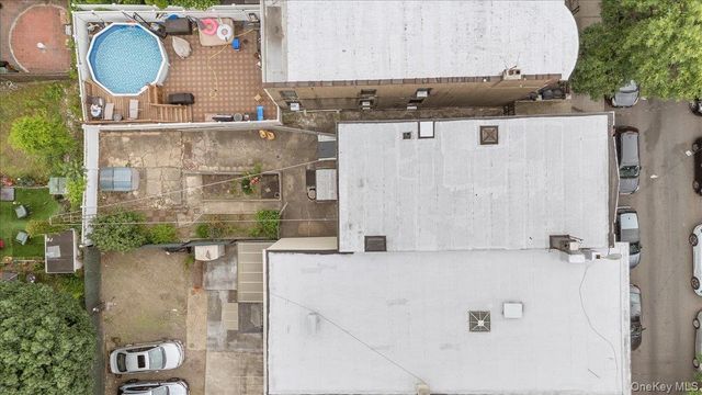 1622 Norman Street, Ridgewood, NY 11385