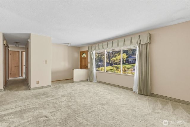 142 Inglewood Drive, Longview, WA 98632