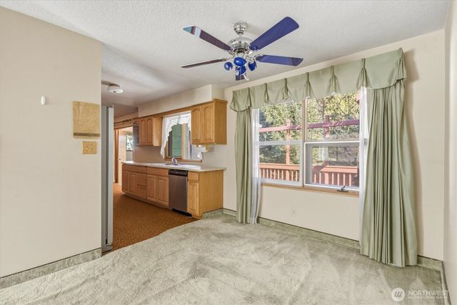 142 Inglewood Drive, Longview, WA 98632