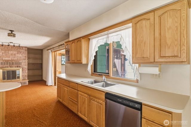 142 Inglewood Drive, Longview, WA 98632