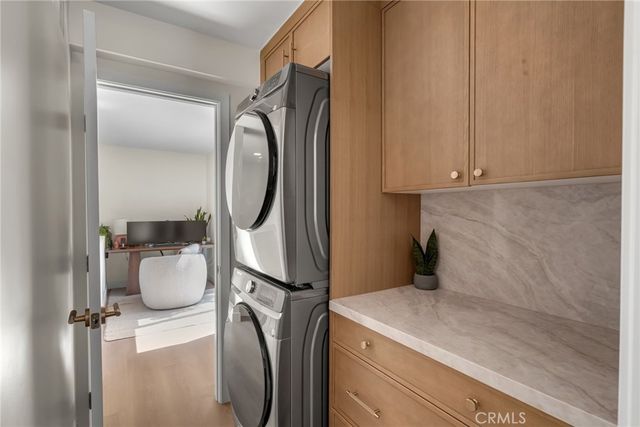 5215 Baza, Woodland Hills, CA 91364