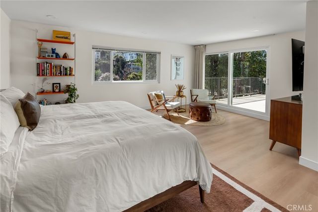 5215 Baza, Woodland Hills, CA 91364