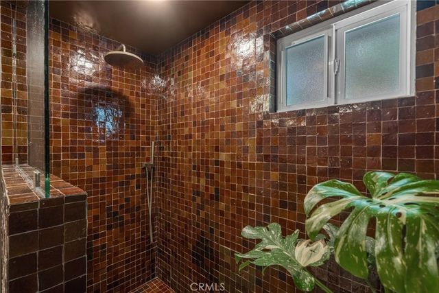 5215 Baza, Woodland Hills, CA 91364