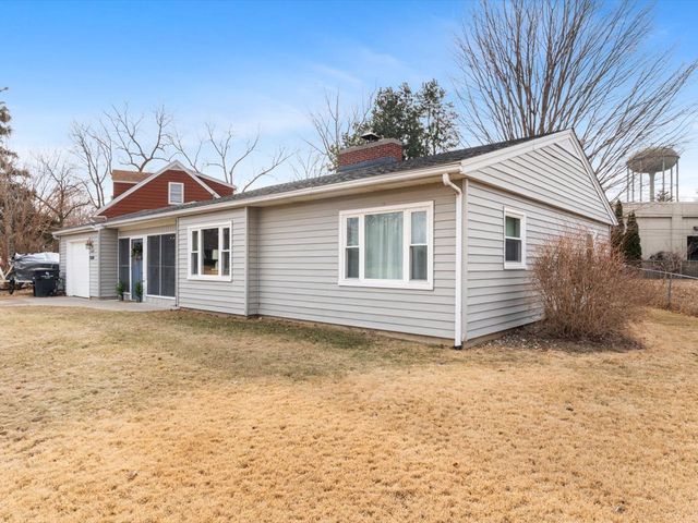 2414 28th Avenue, Rock Island, IL 61201