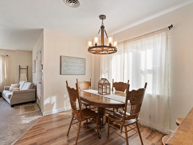 2414 28th Avenue, Rock Island, IL 61201