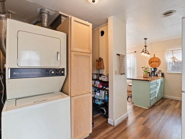 2414 28th Avenue, Rock Island, IL 61201