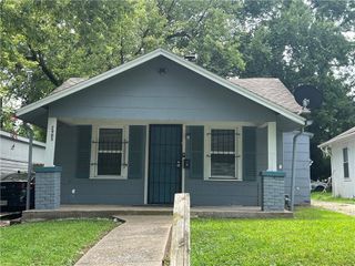 2905 E 61st Street, Kansas City, MO 64130