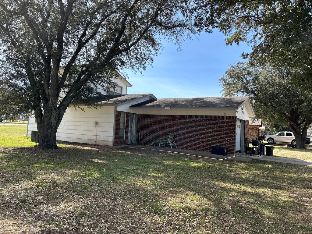 1537 Coral Cut Off, Pelican Bay, TX 76020