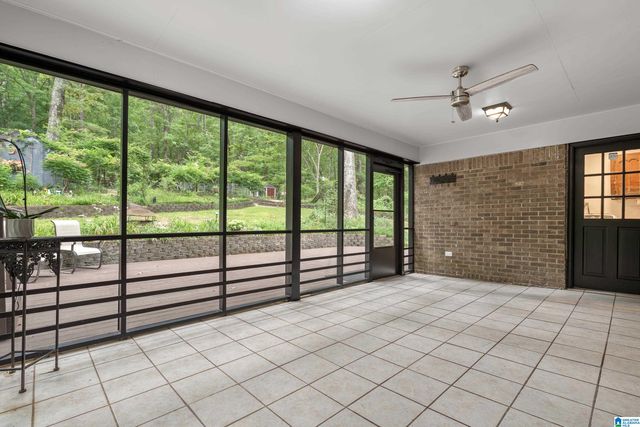 1800 REX LAKE ROAD, Leeds, AL 35094