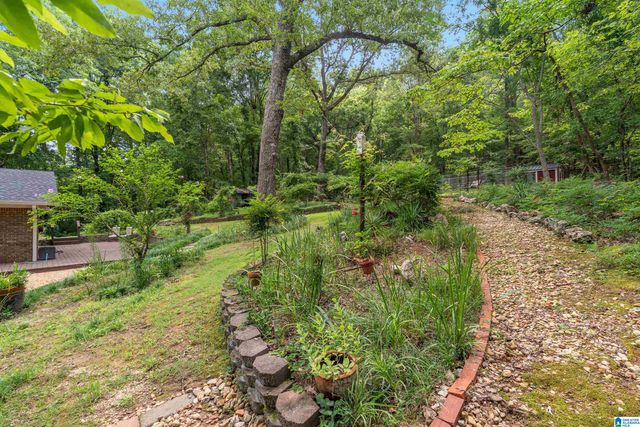 1800 REX LAKE ROAD, Leeds, AL 35094
