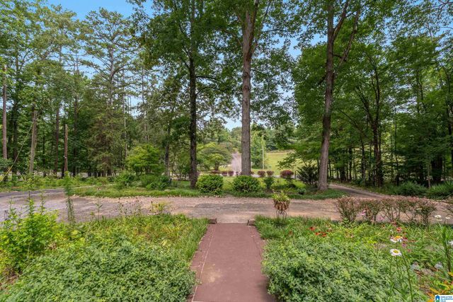 1800 REX LAKE ROAD, Leeds, AL 35094