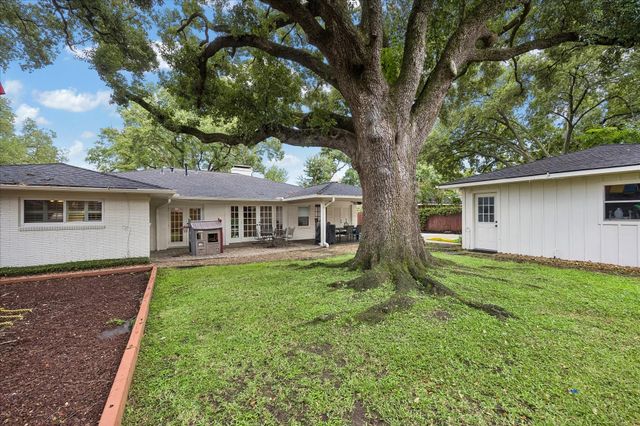 5638 Piping Rock Lane, Houston, TX 77056