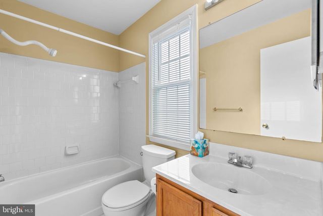 8871 MANAHAN DR, Ellicott City, MD 21043