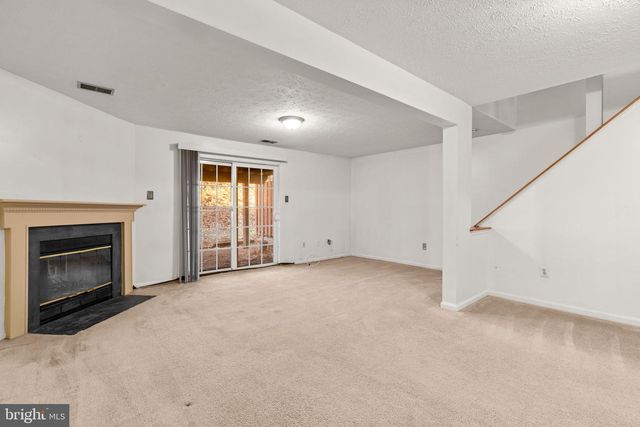 8871 MANAHAN DR, Ellicott City, MD 21043