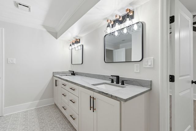 1109 Kavanaugh Blvd, Little Rock, AR 72205