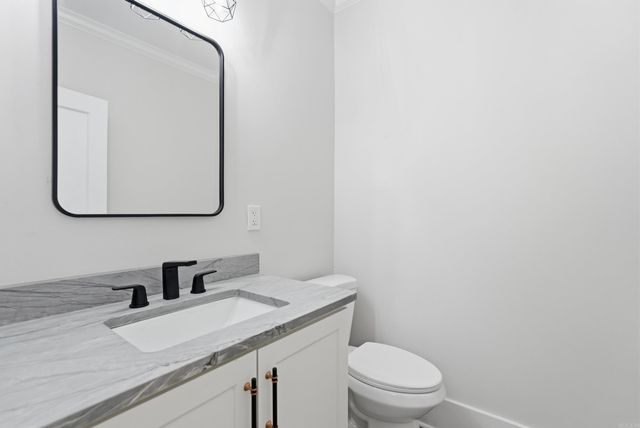 1109 Kavanaugh Blvd, Little Rock, AR 72205