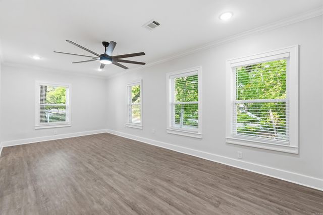 1109 Kavanaugh Blvd, Little Rock, AR 72205