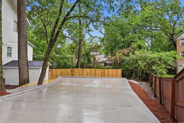 1109 Kavanaugh Blvd, Little Rock, AR 72205