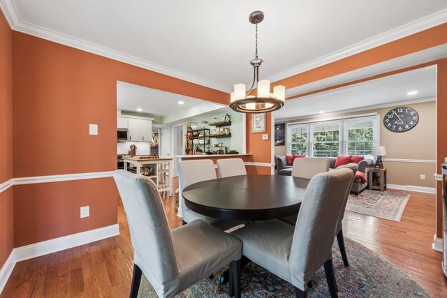 275 WAVERLY RD, Southampton, PA 18966