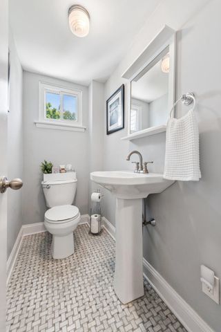 275 WAVERLY RD, Southampton, PA 18966