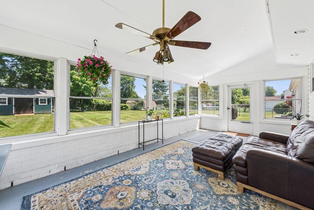 275 WAVERLY RD, Southampton, PA 18966