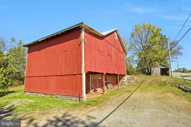 2141 ROUTE 209, Millersburg, PA 17061