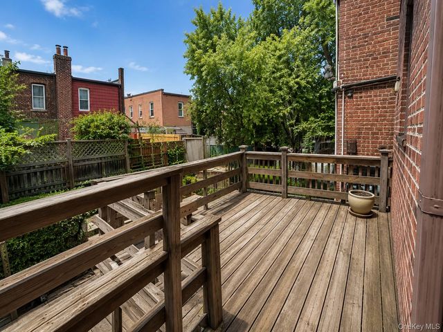 95-19 242nd Street, Floral Park, NY 11001