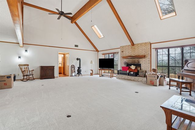 2818 Ward Mountain Road, Palo Pinto, TX 76484