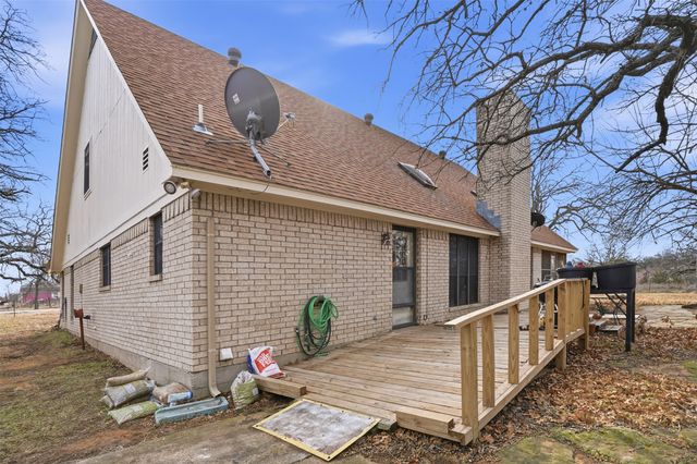 2818 Ward Mountain Road, Palo Pinto, TX 76484