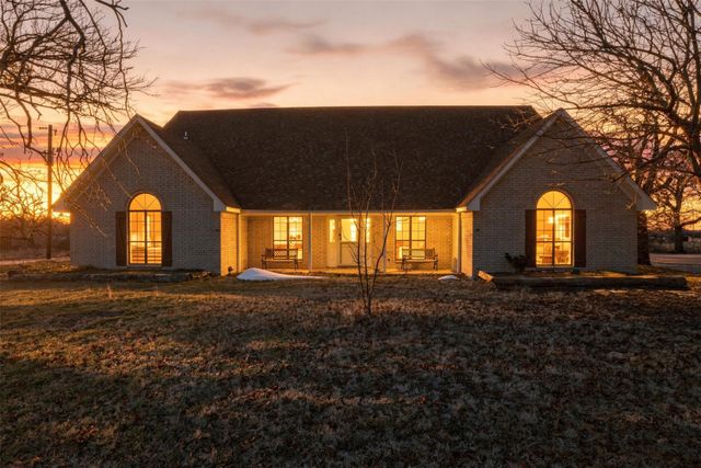 2818 Ward Mountain Road, Palo Pinto, TX 76484