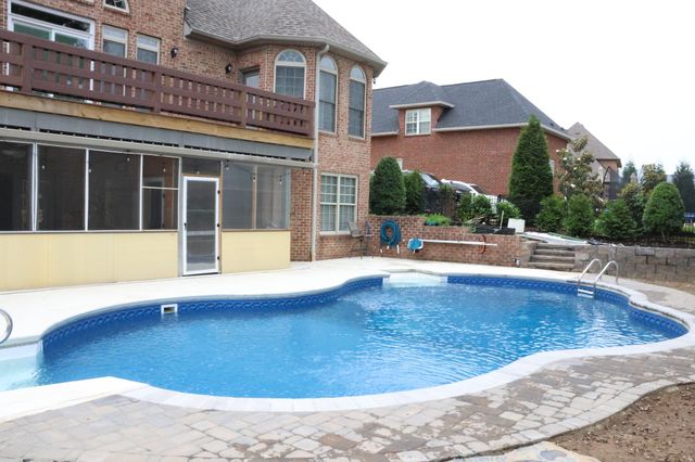 1023 Somerset Downs Blvd, Hendersonville, TN 37075