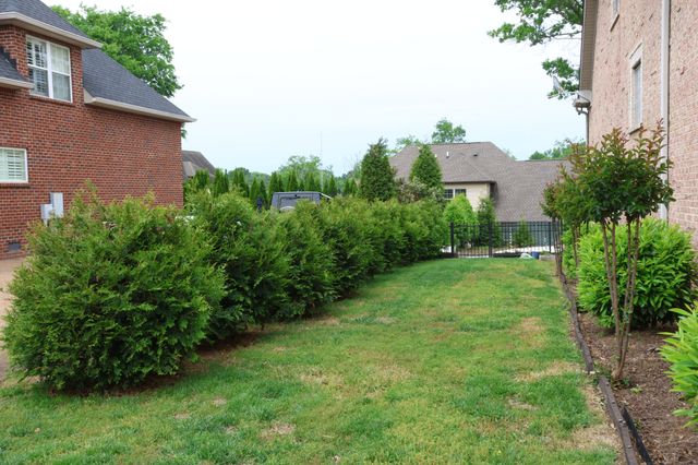 1023 Somerset Downs Blvd, Hendersonville, TN 37075