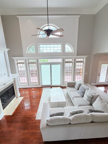 1023 Somerset Downs Blvd, Hendersonville, TN 37075