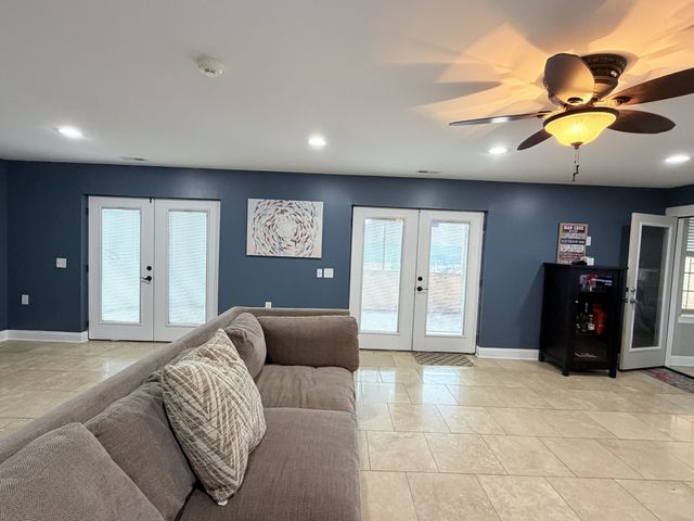 1023 Somerset Downs Blvd, Hendersonville, TN 37075