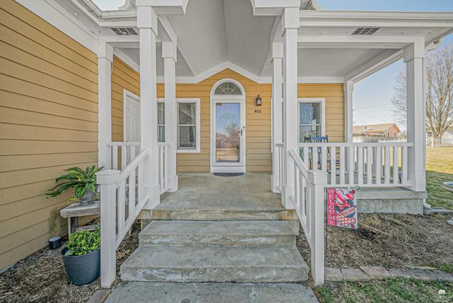 401 Dewey Street, Solomon, KS 67480