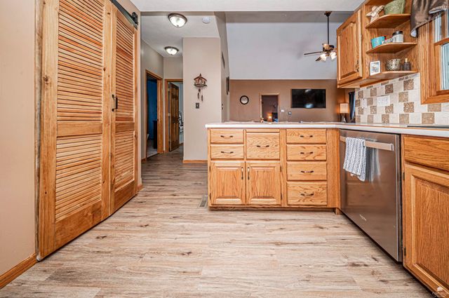 401 Dewey Street, Solomon, KS 67480