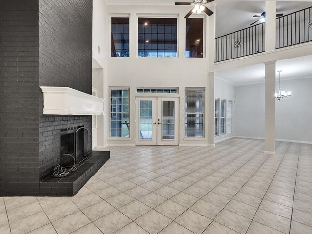 17275 Northcrest Circle, New Caney, TX 77357