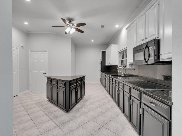 17275 Northcrest Circle, New Caney, TX 77357