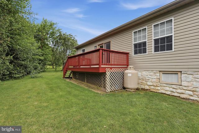 23 HOMESTEAD DRIVE, Greencastle, PA 17225