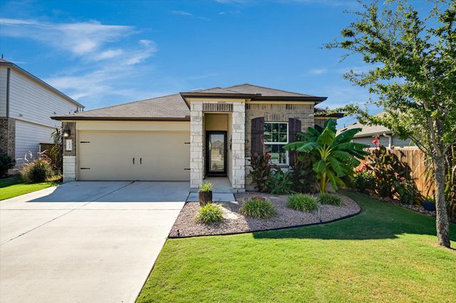 104 Granville CT, Jarrell, TX 76537