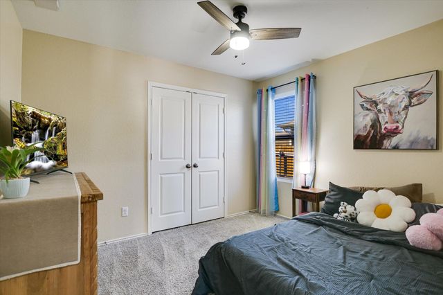 104 Granville CT, Jarrell, TX 76537